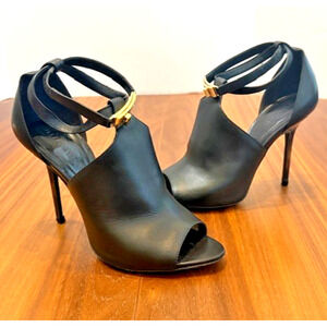 Burberry Black Leather Ankle Strap Gold Metal SEXY Peep-Toe Heels Sandals EU 37